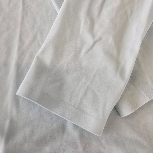 Lululemon long sleeves athletic top - Picture 7 of 10